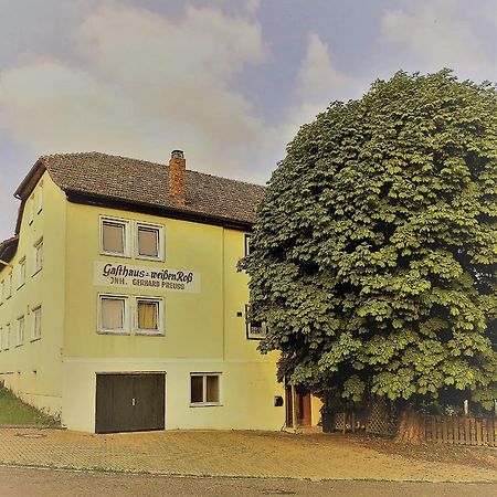 ホテル Gaestehaus Goldhorn Rödental エクステリア 写真